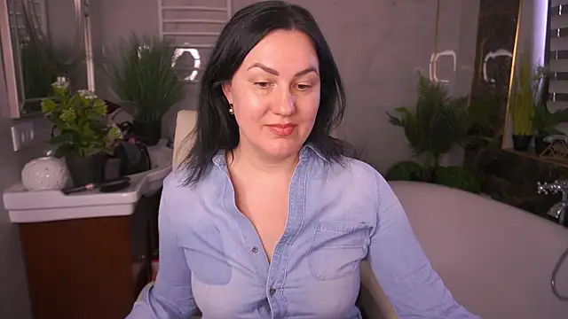 VelvetLuck online show from 04/28/26, 12:43