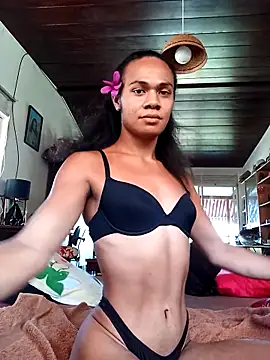 TransKylieX online show from 11/17/25, 06:24