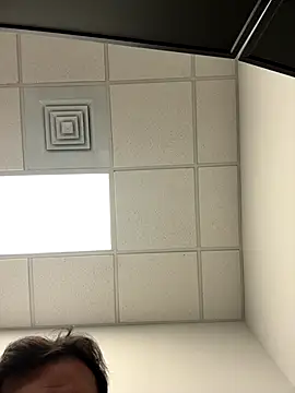 Snapshot of gino32582 chatting on 11/03/25, 07:37 gino32582 online show from 11/03/25, 07:37