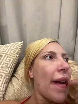 melisboa online show from 02/15/26, 04:31