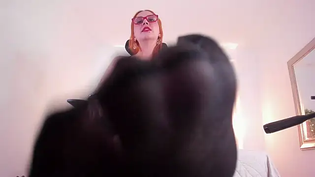 MistressErza online show from 06/27/26, 03:44
