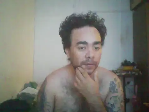 GuilleHotsexy online show from 11/04/25, 01:59