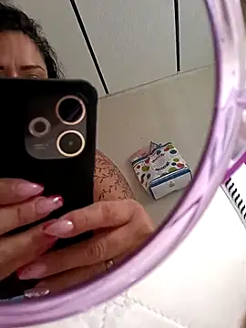 Zurley1102 online show from 12/21/25, 04:58