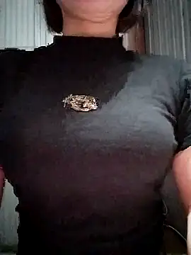 Niramiu online show from 11/17/25, 01:55