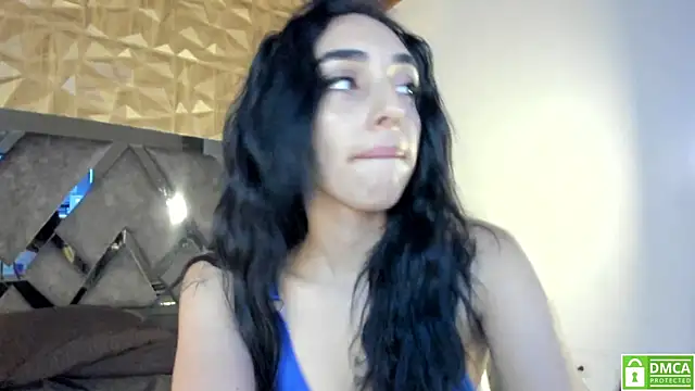 Kiara velvet   online show from 04/14/26, 04:51