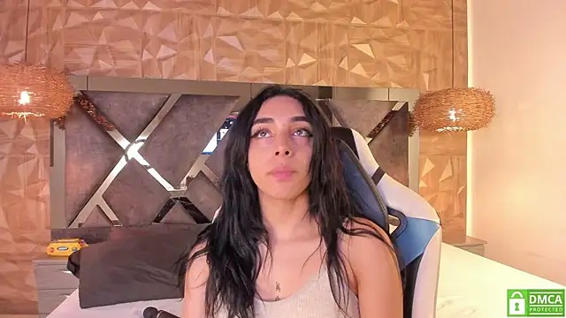 Kiara velvet   online show from 04/23/26, 04:03