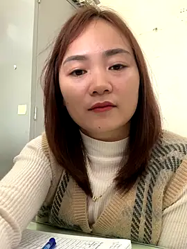 Bana-gibee online show from 12/17/25, 01:44