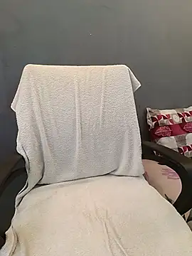 Snapshot of Nikkify chatting on 07/03/26, 05:08 Nikkify online show from 07/03/26, 05:08