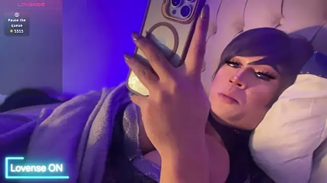 desirable miya online show from 04/16/26, 09:39