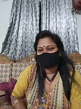 Snapshot of munni-506 chatting on 06/08/26, 08:20 munni-506 online show from 06/08/26, 08:20