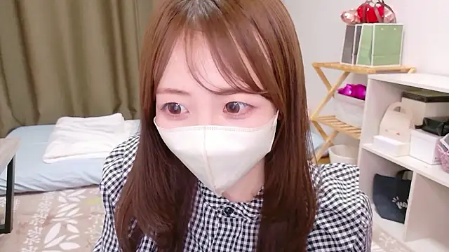 Snapshot of -aotan- chatting on 05/06/26, 03:17 -aotan- online show from 05/06/26, 03:17