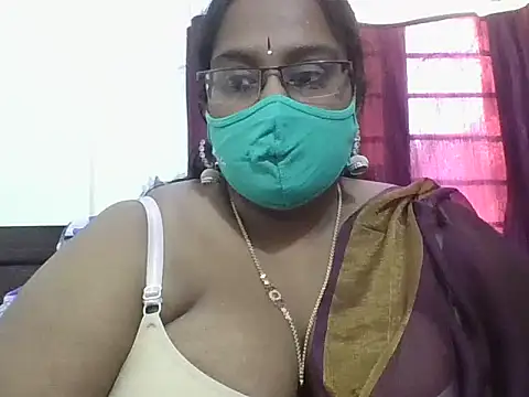 hootypriya online show from 01/19/26, 11:47