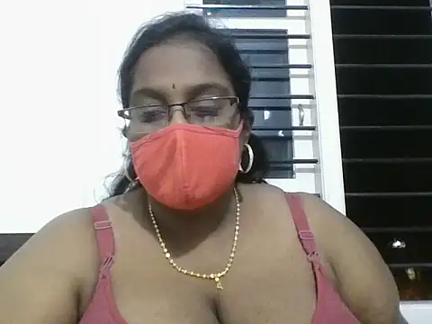 hootypriya online show from 04/07/26, 06:30