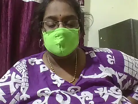 Snapshot of hootypriya chatting on 04/30/26, 08:04 hootypriya online show from 04/30/26, 08:04