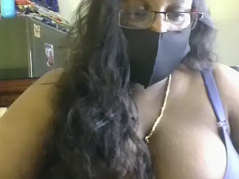hootypriya online show from 07/21/26, 03:25