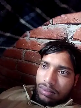 sageer097 online show from 12/17/25, 07:14