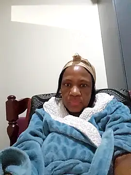 Mommy Sienna online show from 11/20/25, 05:45