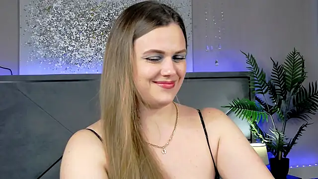 Snapshot of AnabeleBliss chatting on 07/17/26, 12:01 AnabeleBliss online show from 07/17/26, 12:01