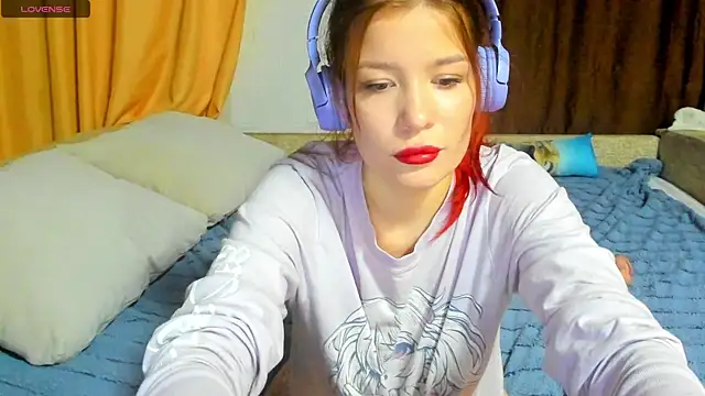 Eva purrr  online show from 01/14/26, 09:42