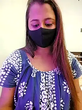 LoveLy-Soneya online show from 01/13/26, 07:13