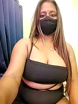 LoveLy-Soneya online show from 03/02/26, 10:27