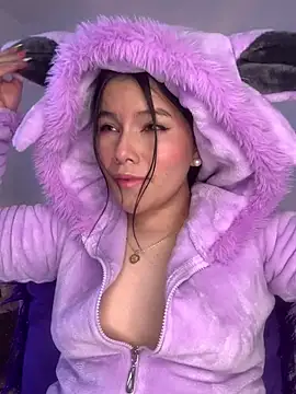 violettabond online show from 05/04/26, 12:45