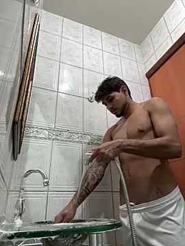 guipariss online show from 04/23/26, 05:15