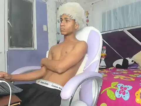 Santy bigcock 01 online show from 11/07/25, 11:54