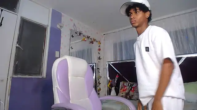 Santy bigcock 01 online show from 04/07/26, 12:49