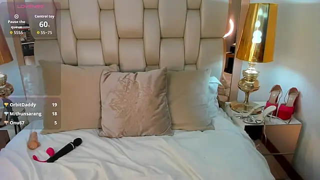 Bella  carther online show from 04/15/26, 07:58