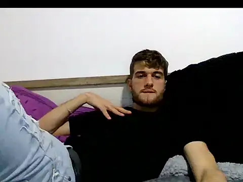 nikolasnik50 online show from 11/04/25, 09:14