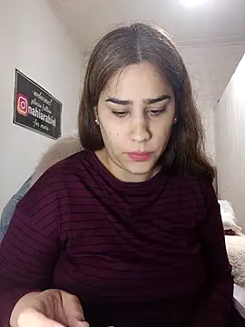 Snapshot of nahiarabiel33 chatting on 06/10/26, 05:12 nahiarabiel33 online show from 06/10/26, 05:12
