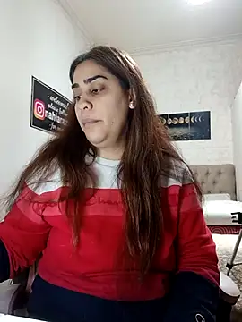 Snapshot of nahiarabiel33 chatting on 06/28/26, 05:41 nahiarabiel33 online show from 06/28/26, 05:41