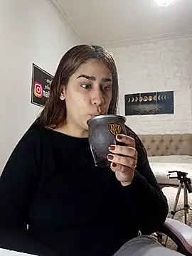 Snapshot of nahiarabiel33 chatting on 07/03/26, 05:19 nahiarabiel33 online show from 07/03/26, 05:19
