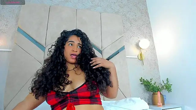 alana-silva online show from 11/07/25, 09:26