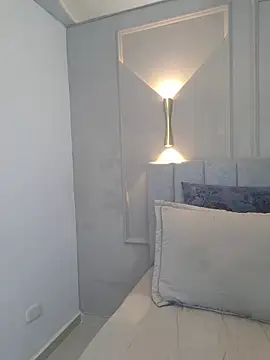 annie  20 online show from 12/01/25, 12:10