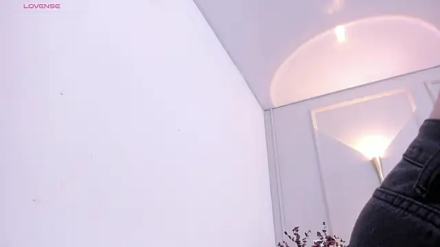 annie  20 online show from 02/05/26, 12:10