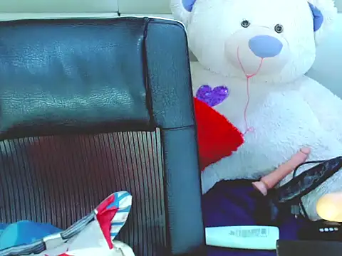 NharaBigCock online show from 12/02/25, 03:51