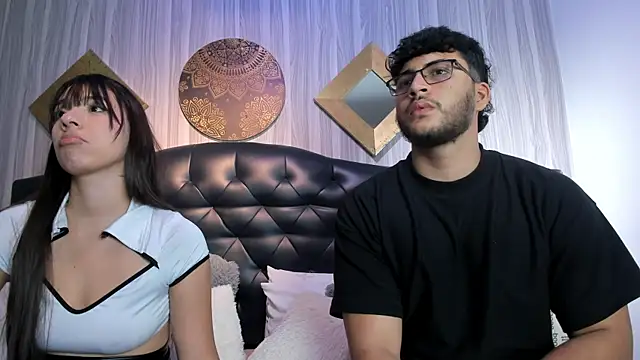 mikeandlucy  online show from 11/05/25, 01:33