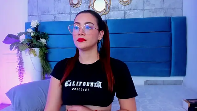 SaraAlvarezx online show from 03/06/26, 04:42