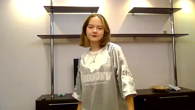 Snapshot of AlissaGerardo chatting on 11/05/25, 01:22 AlissaGerardo online show from 11/05/25, 01:22