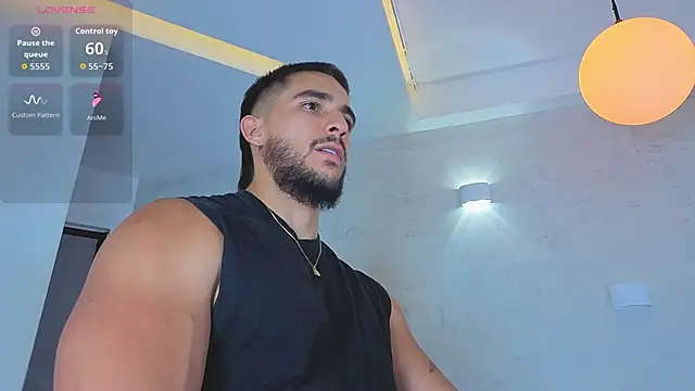 Scottfishcer1 online show from 03/26/26, 07:19