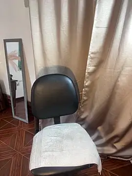 alisaa jhons1 online show from 04/01/26, 03:31