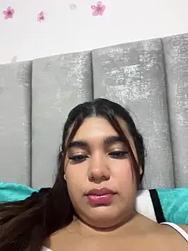 Snapshot of Anny_arango1 chatting on 05/18/26, 04:07 Anny arango1 online show from 05/18/26, 04:07