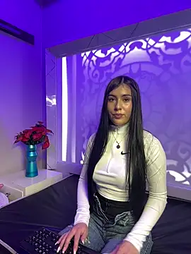 Victoria 14 online show from 03/31/26, 03:30