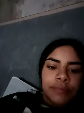 ginera 18 online show from 11/05/25, 11:10