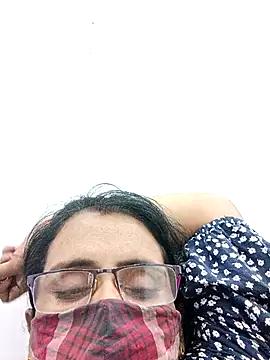 sanjana077 online show from 03/22/26, 11:35