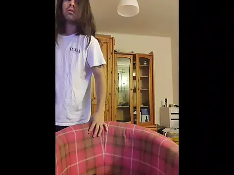 CharlyHemax online show from 11/06/25, 09:26