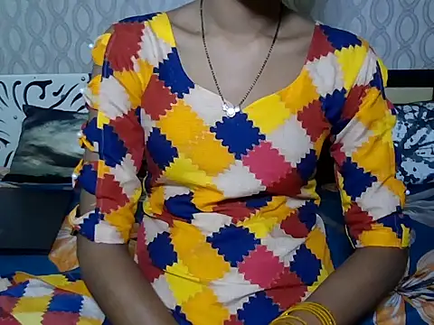 Snapshot of Sexy-Monaa2002 chatting on 11/07/25, 04:34 Sexy-Monaa2002 online show from 11/07/25, 04:34