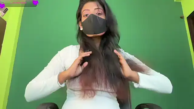 classy kritii online show from 11/13/25, 07:40